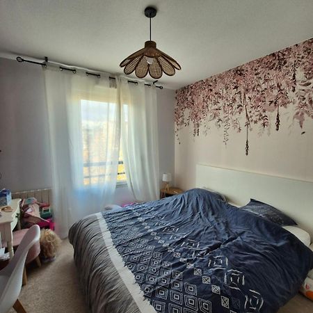 Chambre Privee T3 Saint Fons Exterior foto